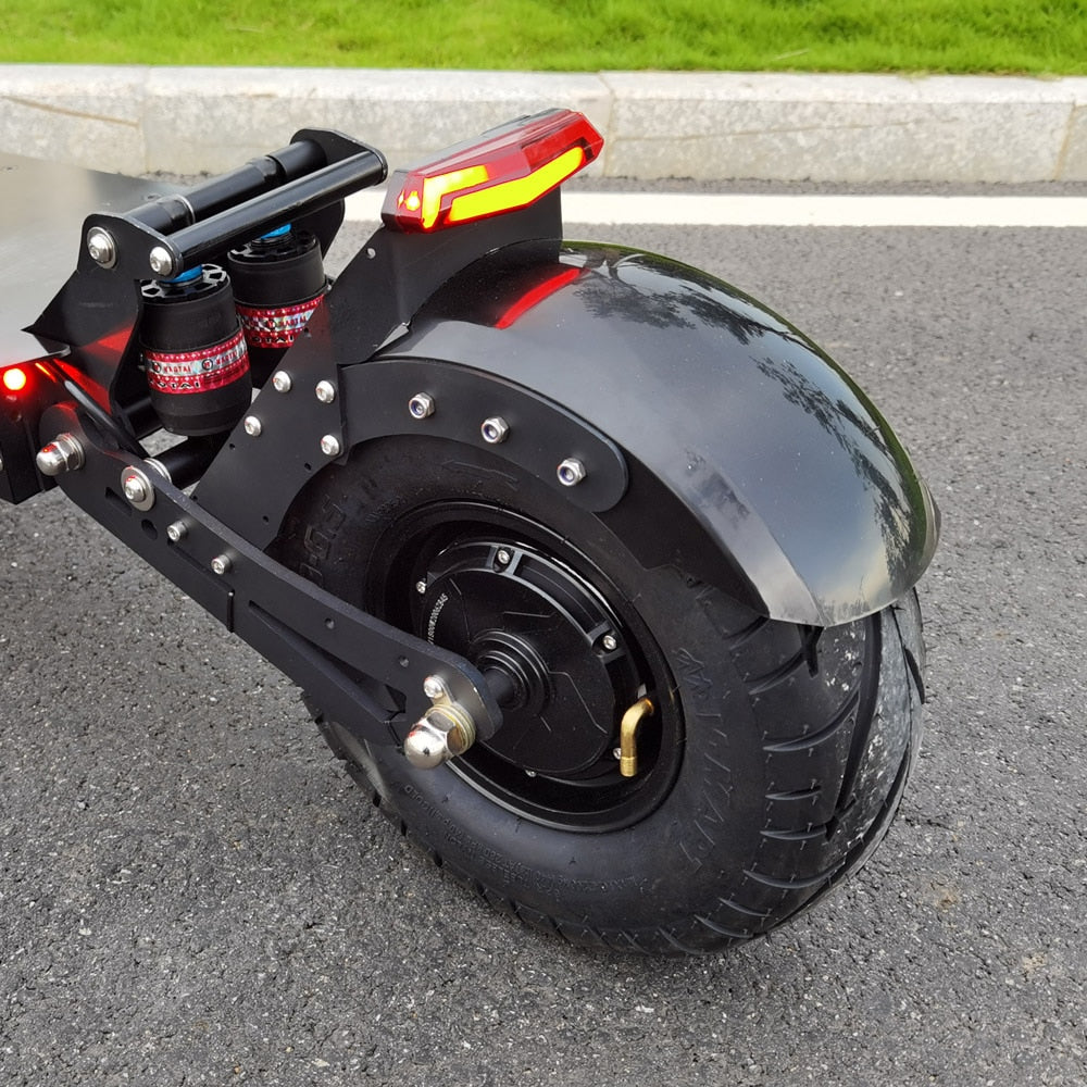 FLJ 13inch Fat Wheel E Scooter with 90-150kms 6000W Range Dual Engine  and 40Ah 50AH Battery.