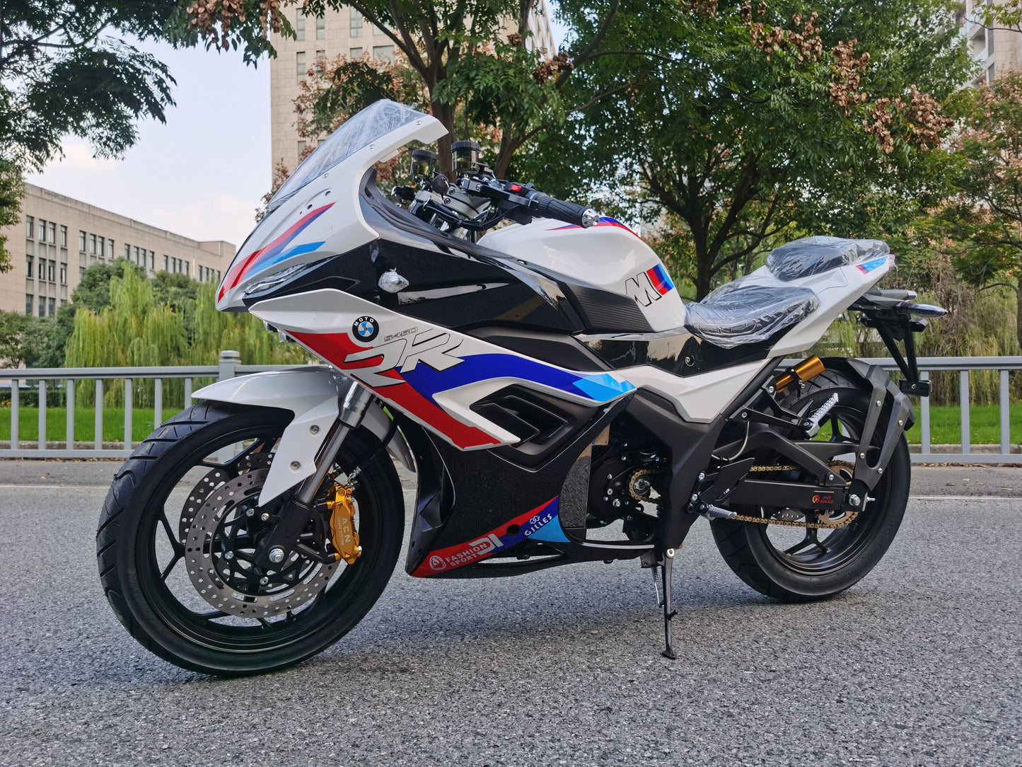 High Speed Electric Motorbike Racing Motorcycle Eec Coc 10000w Lithium Battery 150km H